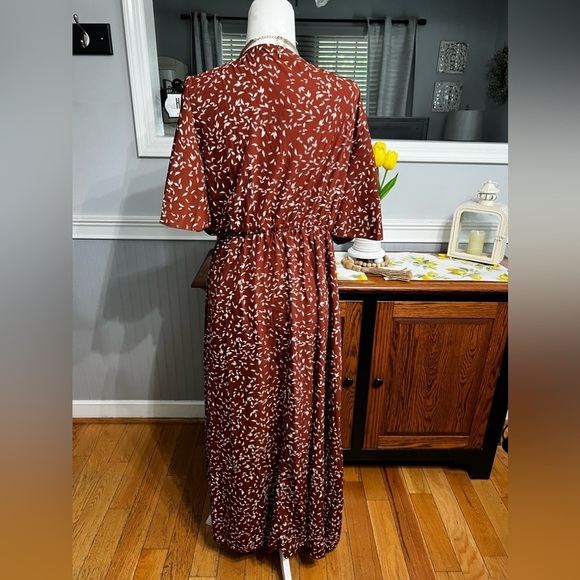 NWOT-WOMEN'S Plus Size Boho Floral V Neck Short Sleeve A Line Long Dress - Picture 4 of 7